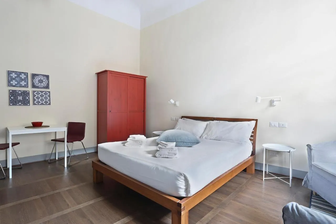 Apt. Fiordaliso - Pauline Suites, Palazzo Borghese Florence 0*,  Italy